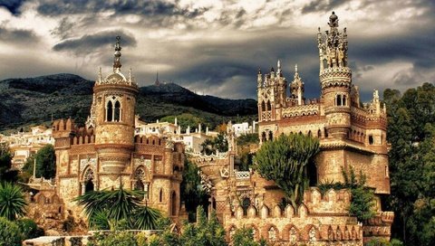 Обои небо, замок, испания, растительность, castillo de colomares, замок коломарес, the sky, castle, spain, vegetation, colomares castle разрешение 1935x1392 Загрузить