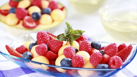Обои малина, фрукты, ягоды, черника, brebca, raspberry, fruit, berries, blueberries разрешение 3840x2400 Загрузить