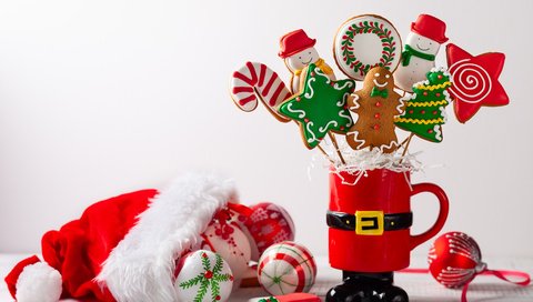 Обои новый год, угощения, шарики, игрушки, рождество, печенье, колпак, композиция, пряники, new year, treats, balls, toys, christmas, cookies, cap, composition, gingerbread разрешение 5616x3426 Загрузить