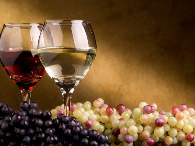 Обои виноград, вино, бокалы, grapes, wine, glasses разрешение 1920x1200 Загрузить
