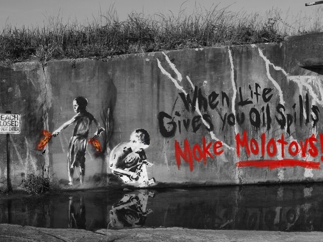 Обои when life gives you oil spills make molotovs, рисунок, надпись, стена, дети, граффити, трафарет, стенсил, коктейль молотова, figure, the inscription, wall, children, graffiti, stencil, stensil, a molotov cocktail разрешение 1920x1200 Загрузить