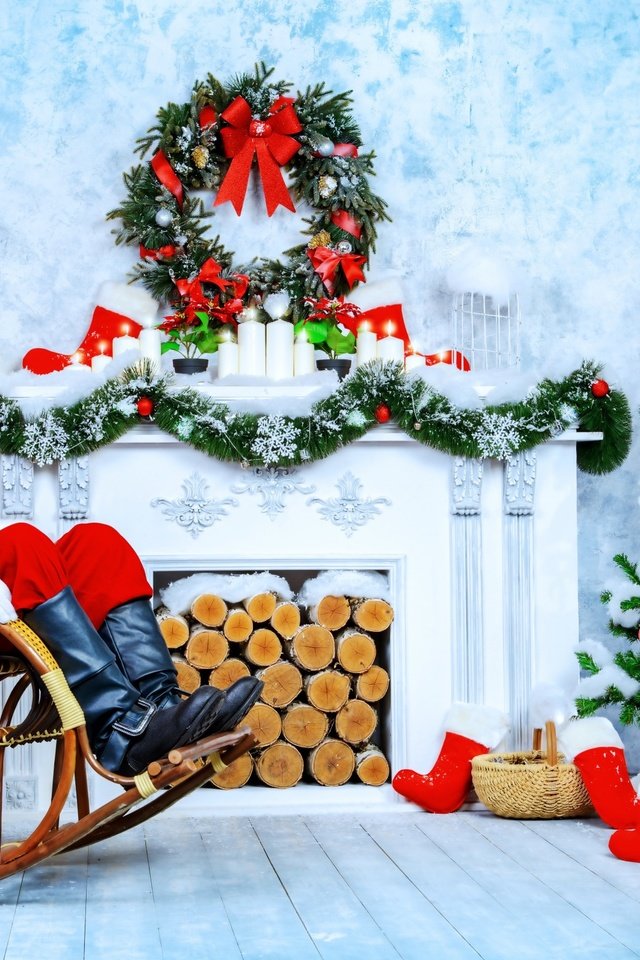 Обои новый год, поленья, елка, подарки, кресло, камин, праздник, гирлянда, санта клаус, new year, logs, tree, gifts, chair, fireplace, holiday, garland, santa claus разрешение 2560x1600 Загрузить