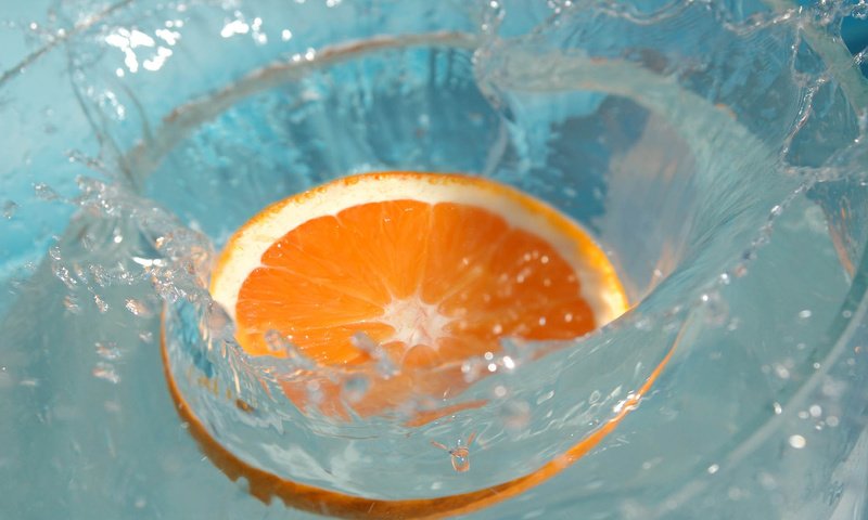 Обои вода, апельсин, фрукт, water, orange, fruit разрешение 1920x1200 Загрузить