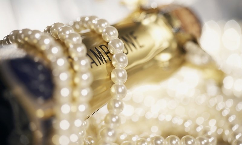 Обои ожерелье, шампанское.жемчуг, necklace, champagne.pearl разрешение 1920x1200 Загрузить