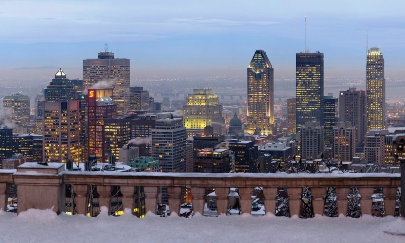 Обои зима, панорама, город, небоскребы, канада, высотки, монреаль, winter, panorama, the city, skyscrapers, canada, montreal разрешение 5555x1952 Загрузить