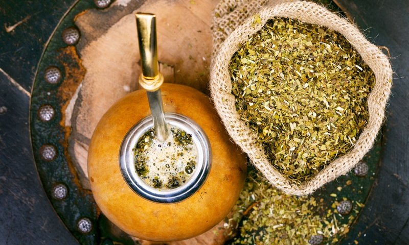 Обои напитки, водопой, hot infusion, yerba bulb, мате, drinks, drink, mate разрешение 2880x1922 Загрузить