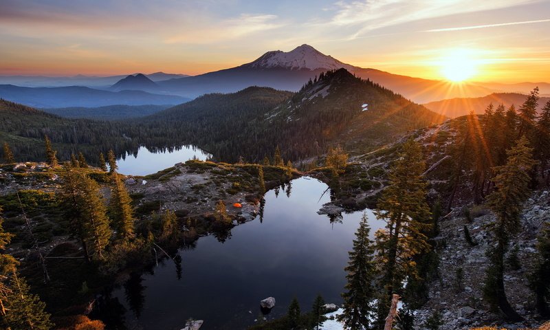 Обои горы, восход, природа, heart lake, mountains, sunrise, nature разрешение 1920x1299 Загрузить