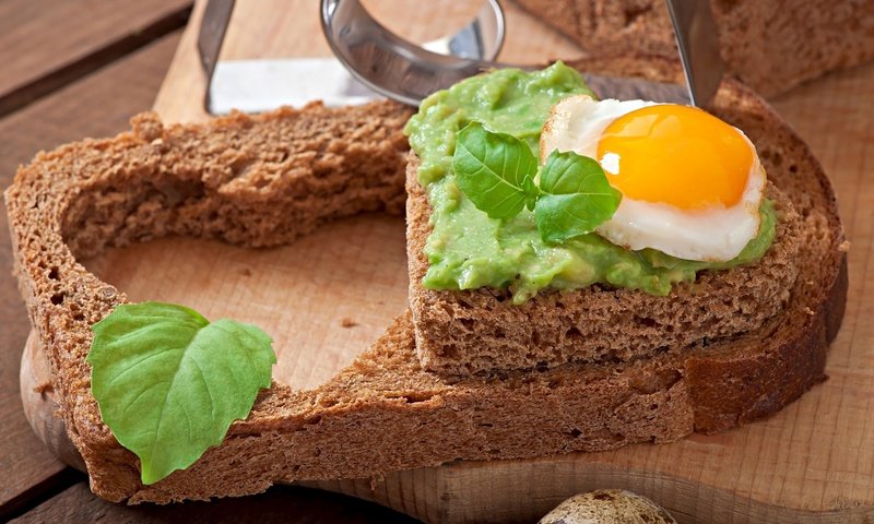 Обои зелень, бутерброд, хлеб, яйцо, начинка, greens, sandwich, bread, egg, filling разрешение 3000x2000 Загрузить