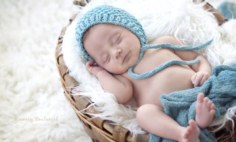 Обои сон, корзина, ребенок, одеяло, малыш, младенец, шапочка, мех, sleep, basket, child, blanket, baby, cap, fur разрешение 1920x1080 Загрузить
