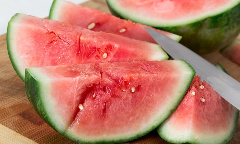 Обои красный, арбуз, ломтики, мякоть, сочный, red, watermelon, slices, the flesh, juicy разрешение 5472x3648 Загрузить