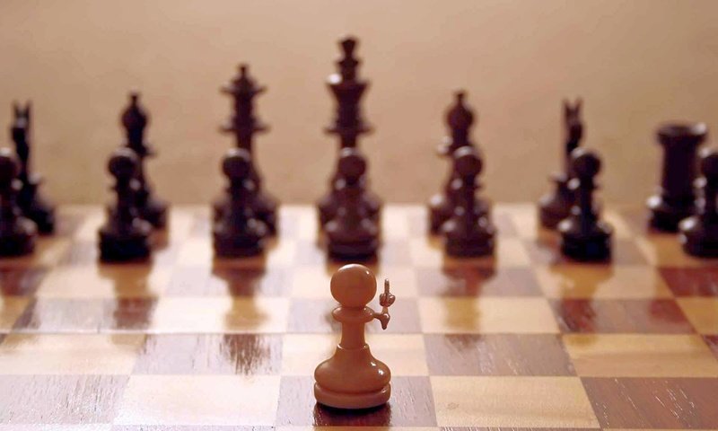 Обои шахматы, шаххх, доска, настрой, фигуры, игра, юмор, привет, шашка, шахматная доска, chess, shhhh, board, attitude, figure, the game, humor, hi, checker, chess board разрешение 1920x1200 Загрузить