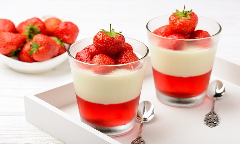 Обои клубника, ягоды, сладкое, десерт, желе, йогурт, strawberry, berries, sweet, dessert, jelly, yogurt разрешение 4928x3280 Загрузить