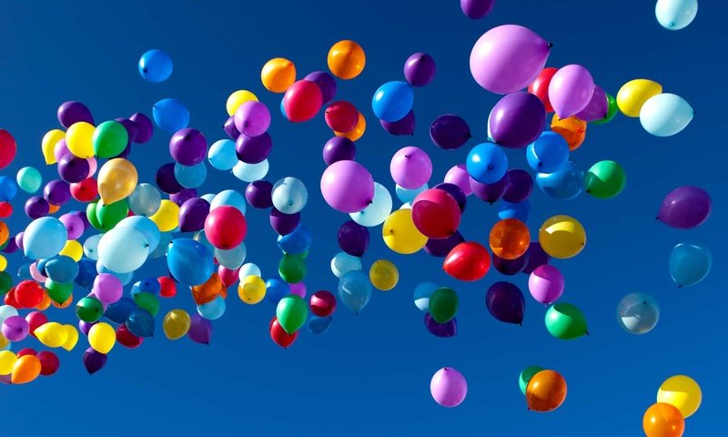 Обои небо, шары, разноцветные, воздушные шарики, the sky, balls, colorful, balloons разрешение 2880x1800 Загрузить