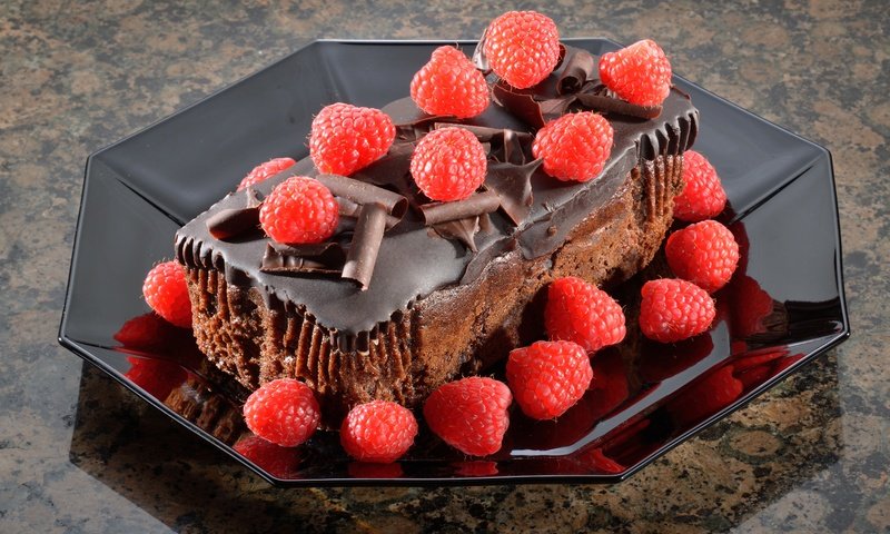 Обои малина, ягоды, шоколад, сладкое, торт, десерт, пирожное, raspberry, berries, chocolate, sweet, cake, dessert разрешение 5700x3516 Загрузить