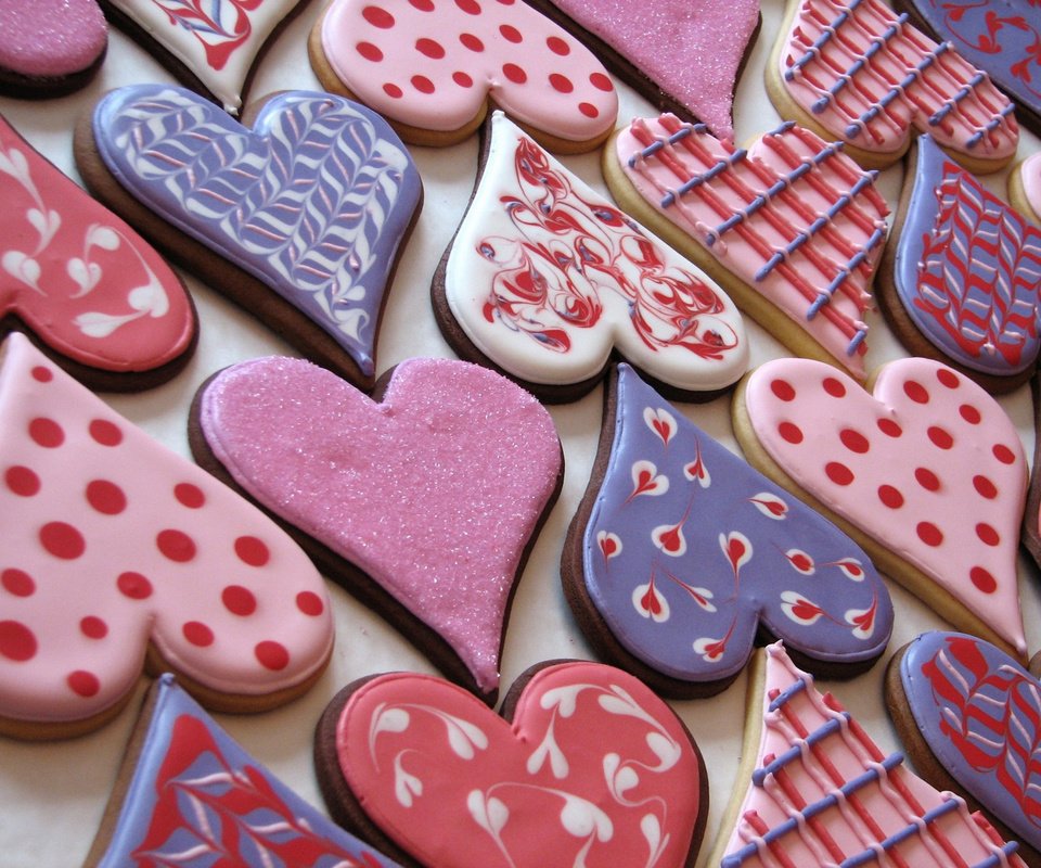 Обои сладости, сердце, сердечки, печенье, глазурь, sweets, heart, hearts, cookies, glaze разрешение 1920x1440 Загрузить