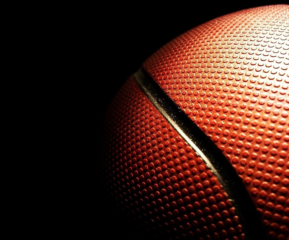 Обои черный фон, мяч, баскетбол, крупным планом, black background, the ball, basketball, closeup разрешение 2560x1600 Загрузить