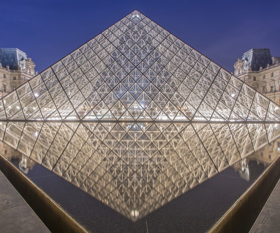 Обои париж, пирамида, франция, лувр, музей, paris, pyramid, france, the louvre, museum разрешение 2560x1440 Загрузить