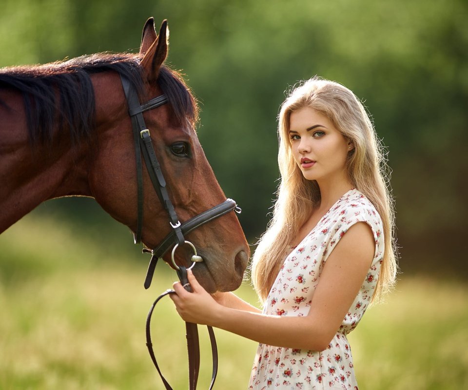 Обои лошадь, девушка, horse, girl разрешение 2000x1334 Загрузить