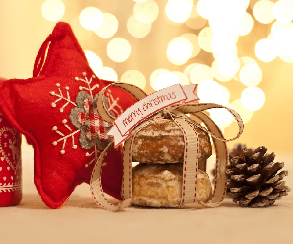 Обои новый год, звезда, шишка, рождество, печенье, new year, star, bump, christmas, cookies разрешение 3840x2400 Загрузить