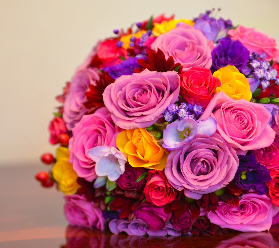 Обои цветы, розы, букет, композиция, букет невесты, flowers, roses, bouquet, composition, the bride's bouquet разрешение 2880x1800 Загрузить