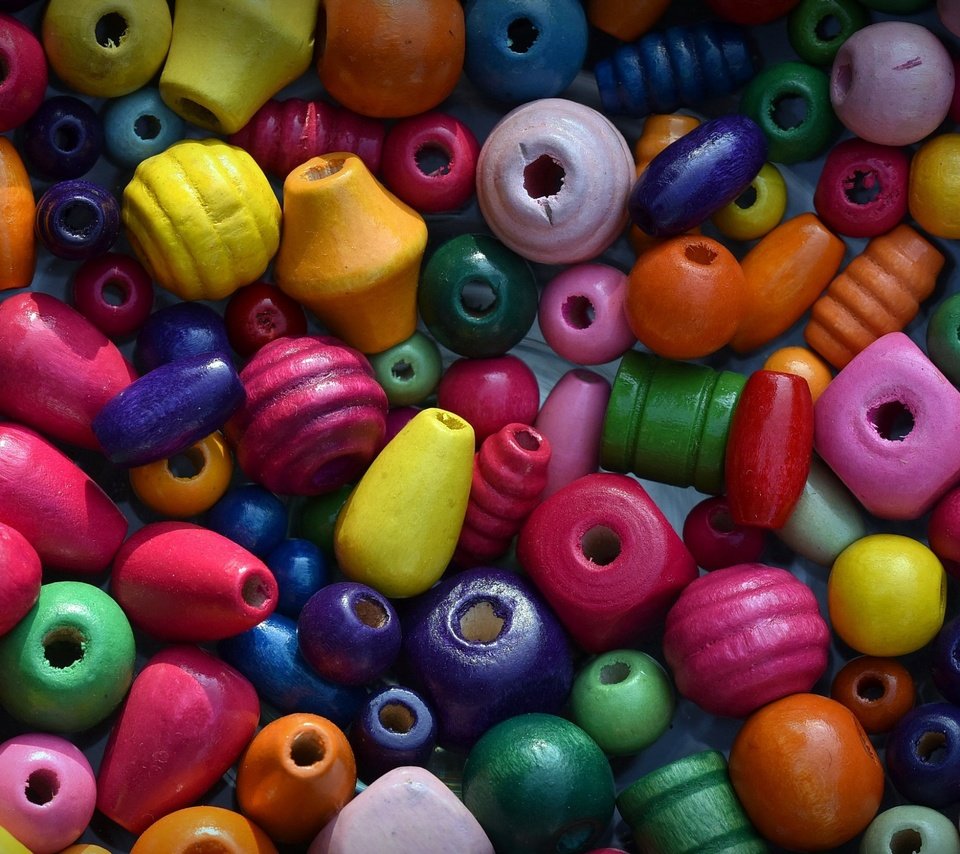 Обои разноцветные, бусы, яркие, бусины, деревянные, colorful, beads, bright, wooden разрешение 2560x1600 Загрузить