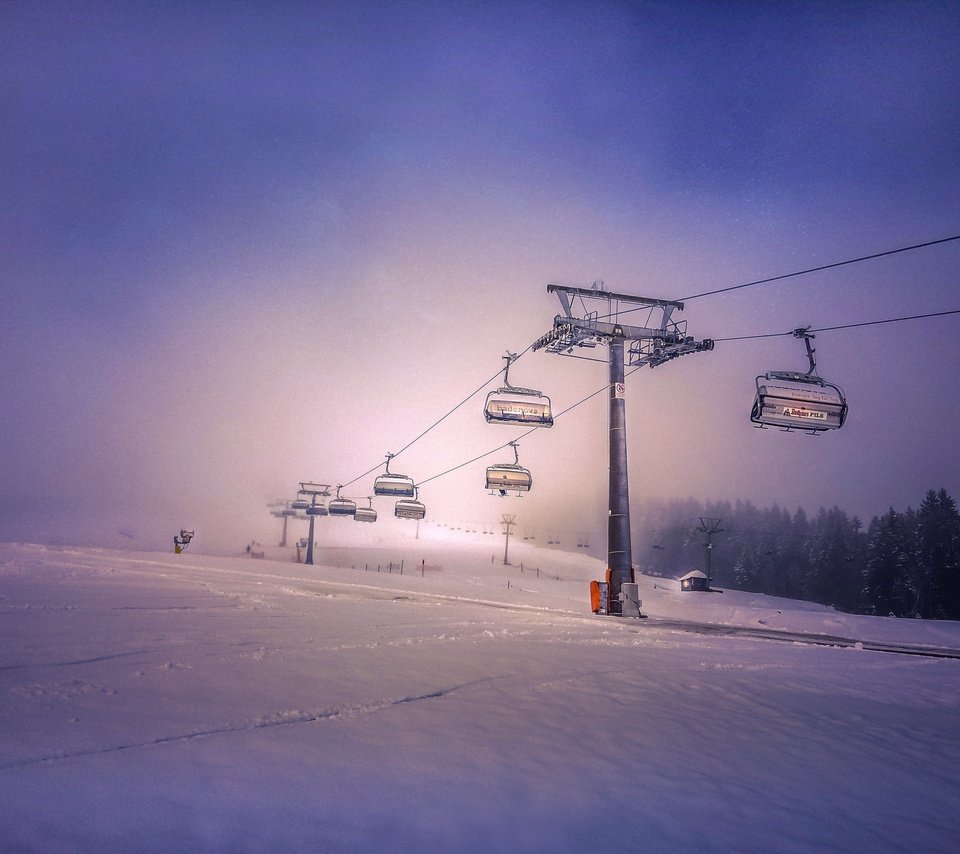 Обои ночь, снег, зима, пейзаж, канатная дорога, night, snow, winter, landscape, cable car разрешение 3200x2360 Загрузить