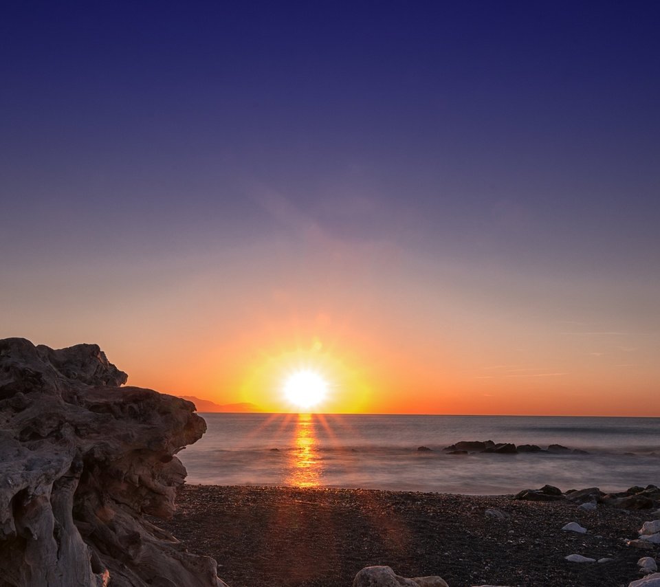 Обои камни, берег, закат, море, горизонт, рассвет, stones, shore, sunset, sea, horizon, dawn разрешение 3840x2160 Загрузить
