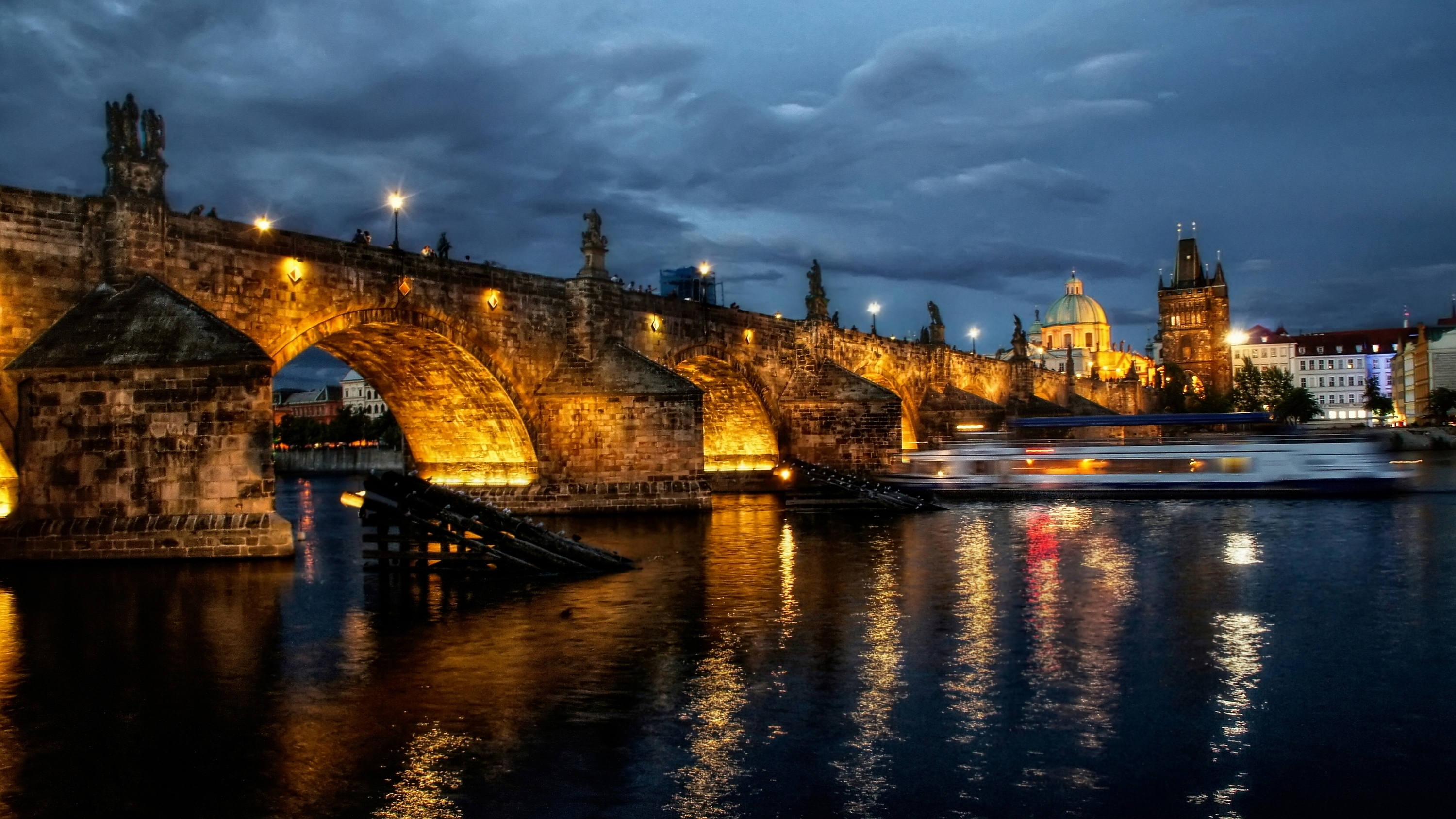 Обои ночь, огни, река, мост, город, прага, night, lights, river, bridge, the city, prague разрешение 3000x1688 Загрузить