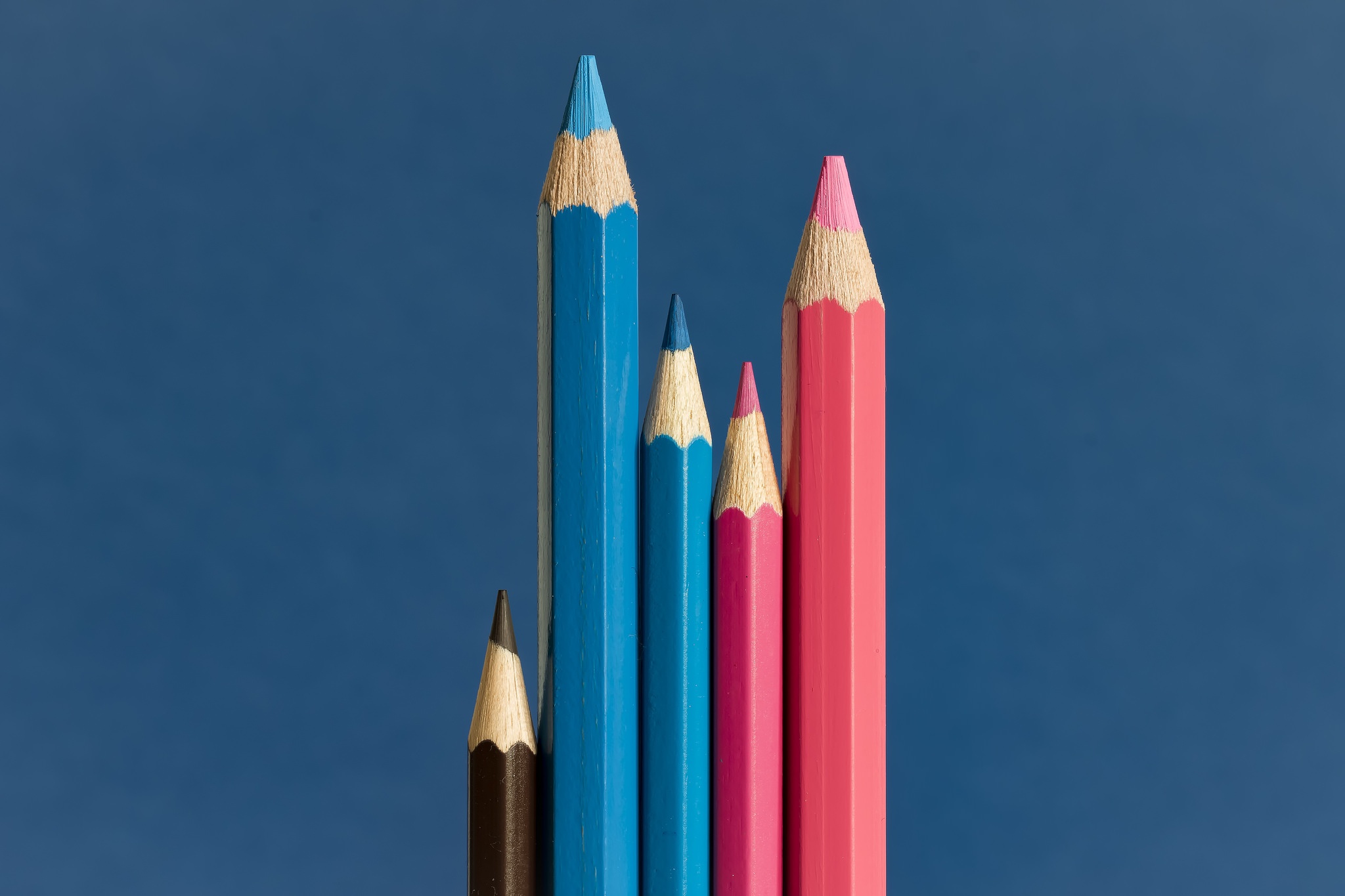 Обои фон, разноцветные, карандаши, the happy family, background, colorful, pencils разрешение 2048x1365 Загрузить