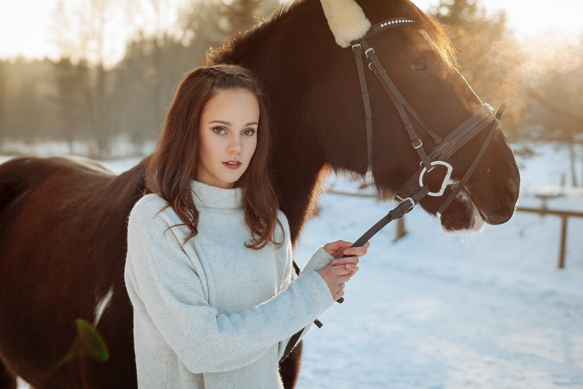 Обои лошадь, зима, девушка, брюнетка, фотосессия, horse, winter, girl, brunette, photoshoot разрешение 2048x1365 Загрузить