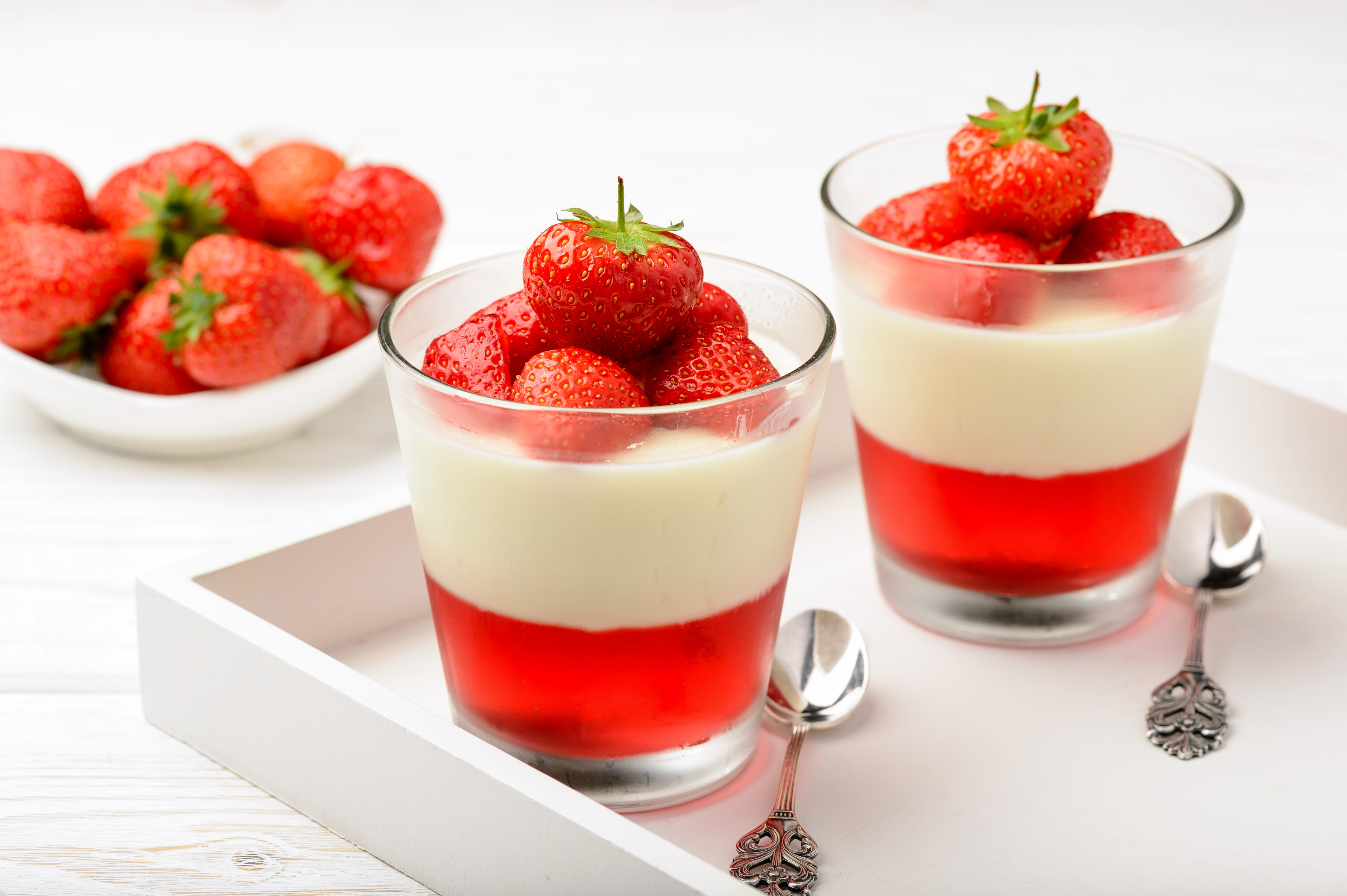 Обои клубника, ягоды, сладкое, десерт, желе, йогурт, strawberry, berries, sweet, dessert, jelly, yogurt разрешение 4928x3280 Загрузить