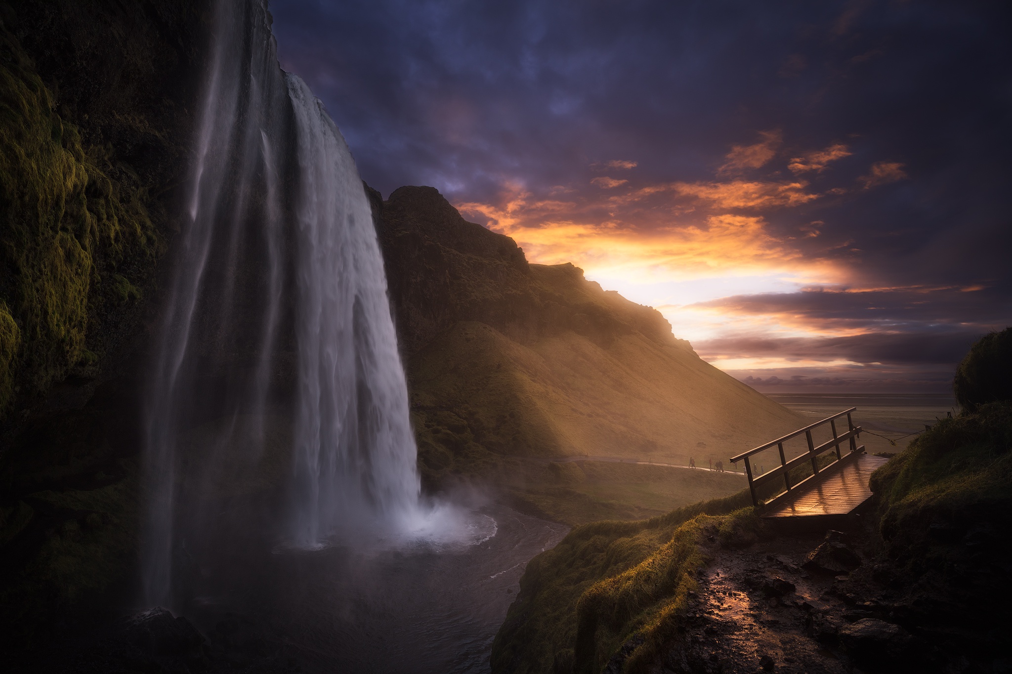 Обои скалы, закат, водопад, исландия, rocks, sunset, waterfall, iceland разрешение 2048x1364 Загрузить