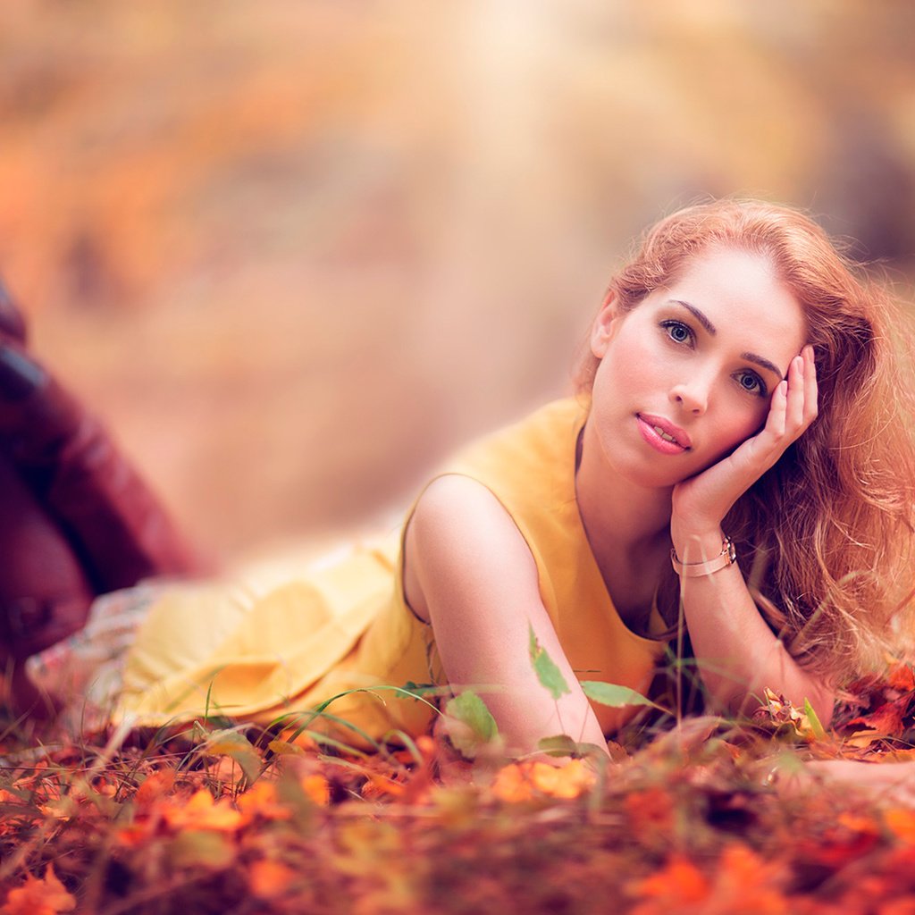 Обои листья, девушка, портрет, осень, leaves, girl, portrait, autumn разрешение 1920x1280 Загрузить
