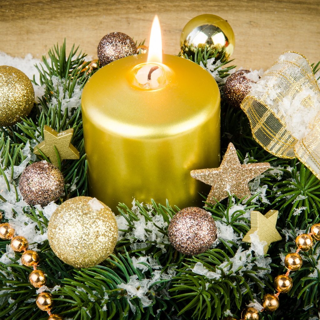 Обои снег, венок, свечи, xmas, дары, новый год, декорация, елочная, елка, merry, украшения, подарки, рождество, елочные игрушки, snow, wreath, candles, new year, tree, decoration, gifts, christmas, christmas decorations разрешение 6000x4000 Загрузить