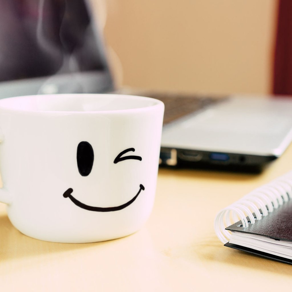 Обои улыбка, кофе, кружка, смайл, smile, coffee, mug разрешение 1920x1200 Загрузить