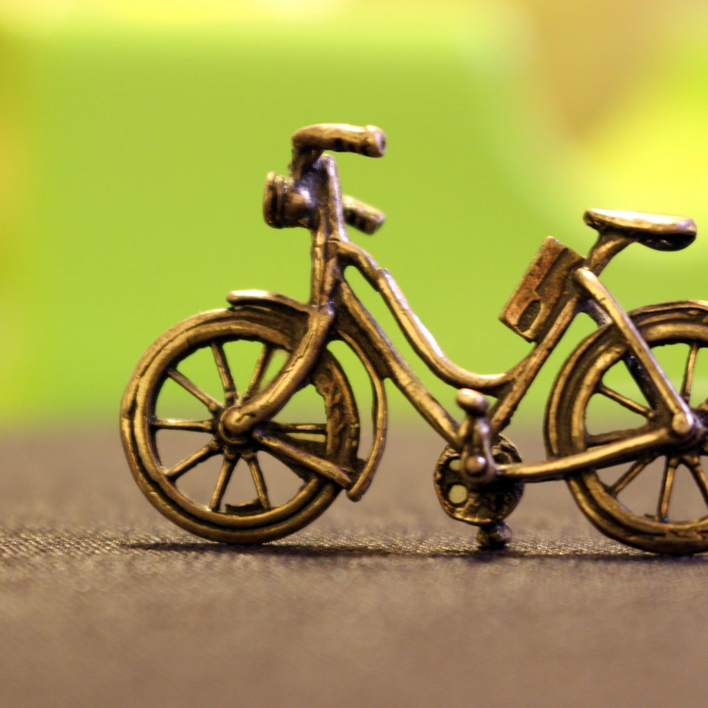 Обои велосипед, фигурка, сувенир, bike, figure, souvenir разрешение 3840x2400 Загрузить