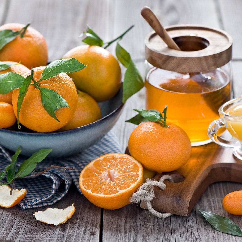 Обои фрукты, апельсины, сладкое, мед, мандарин, цитрусы, кумкват, fruit, oranges, sweet, honey, mandarin, citrus, kumquat разрешение 2000x1331 Загрузить