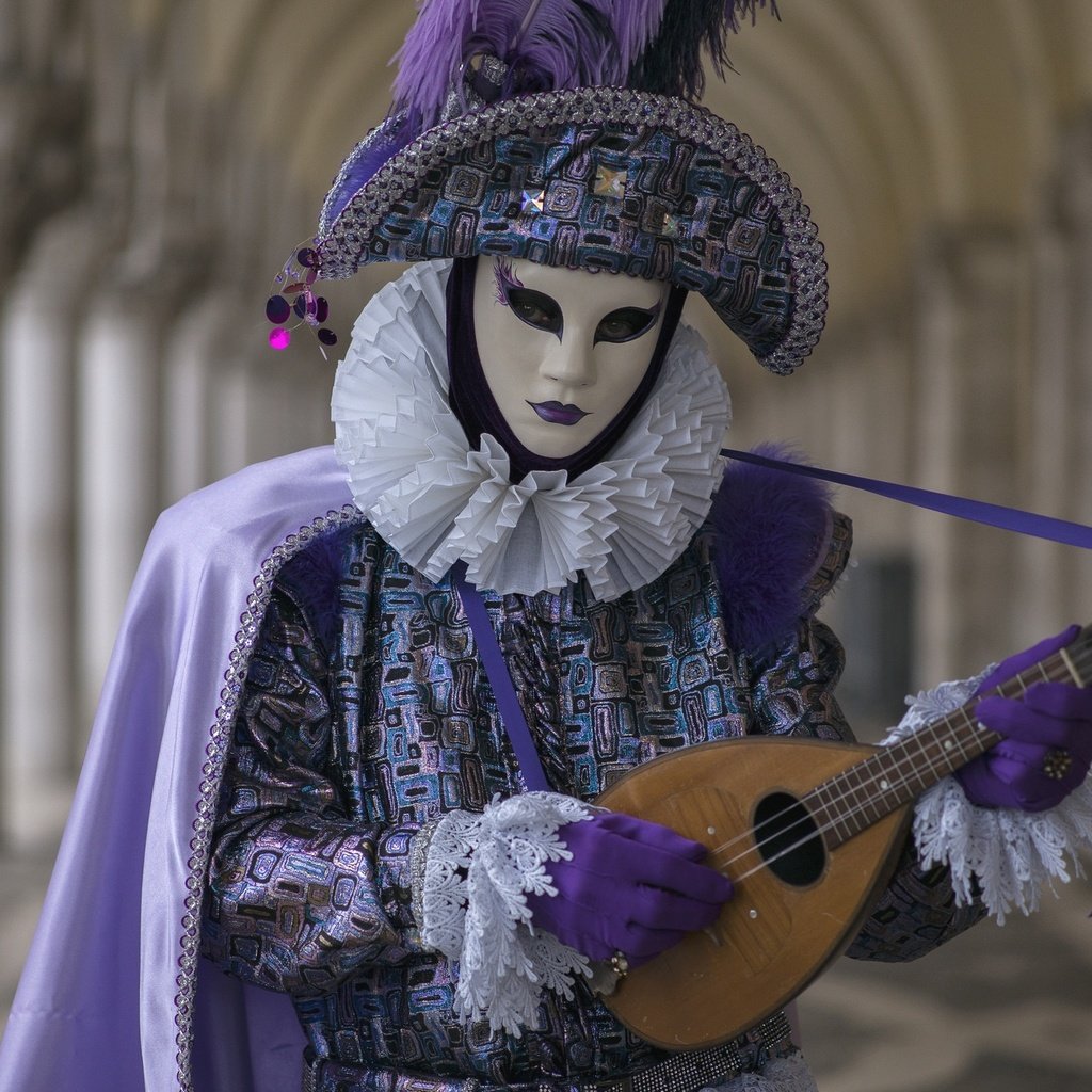 Обои маска, костюм, карнавал, мандолина, mask, costume, carnival, mandolin разрешение 2048x1323 Загрузить