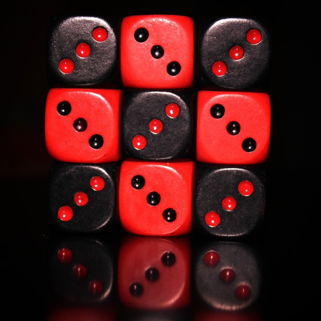 Обои отражение, красные, кубики, черный фон, кости, чёрные, настольные игры, игральная кость, reflection, red, cubes, black background, bones, black, board games разрешение 4272x2848 Загрузить