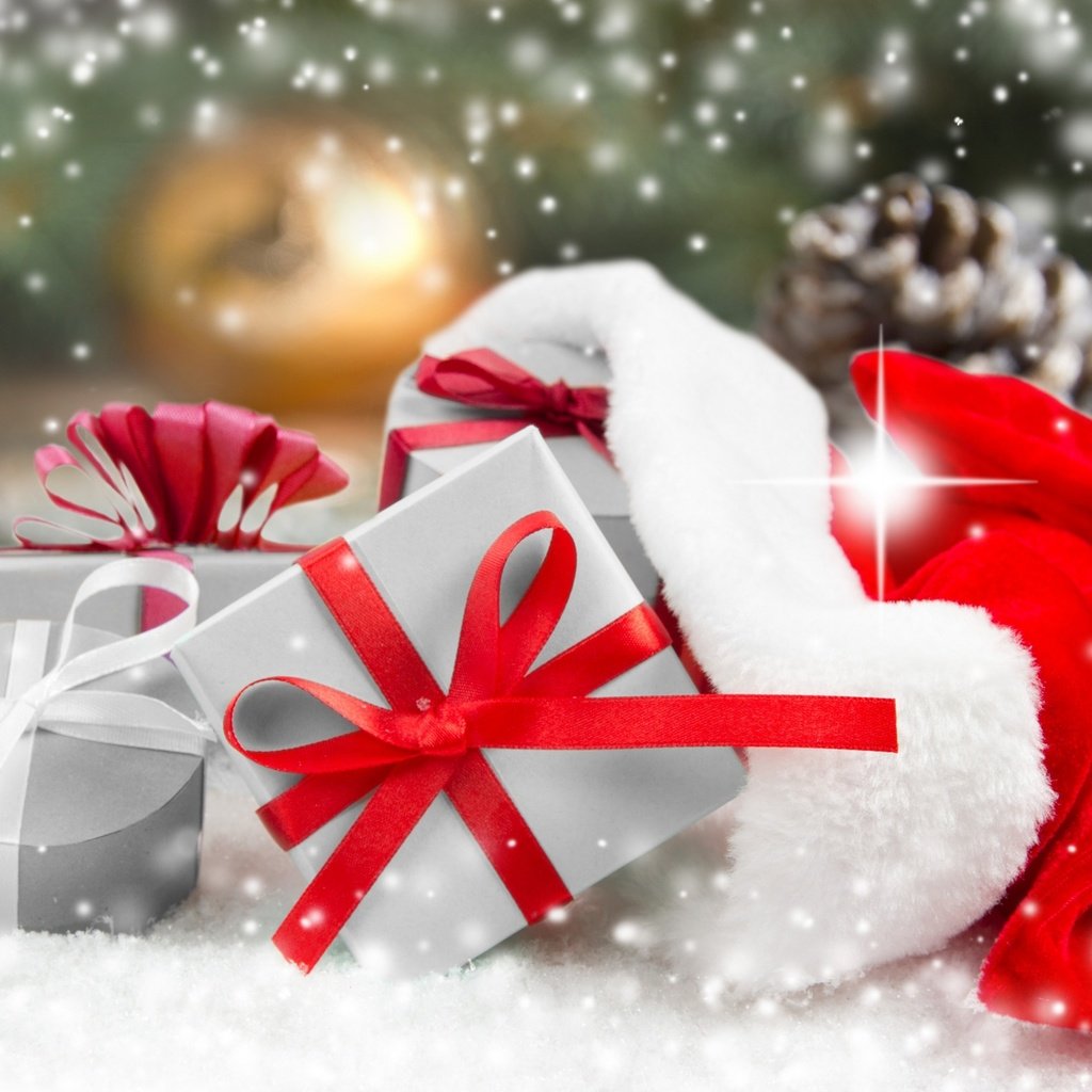 Обои снег, новый год, подарки, лента, рождество, коробки, snow, new year, gifts, tape, christmas, box разрешение 2880x1800 Загрузить