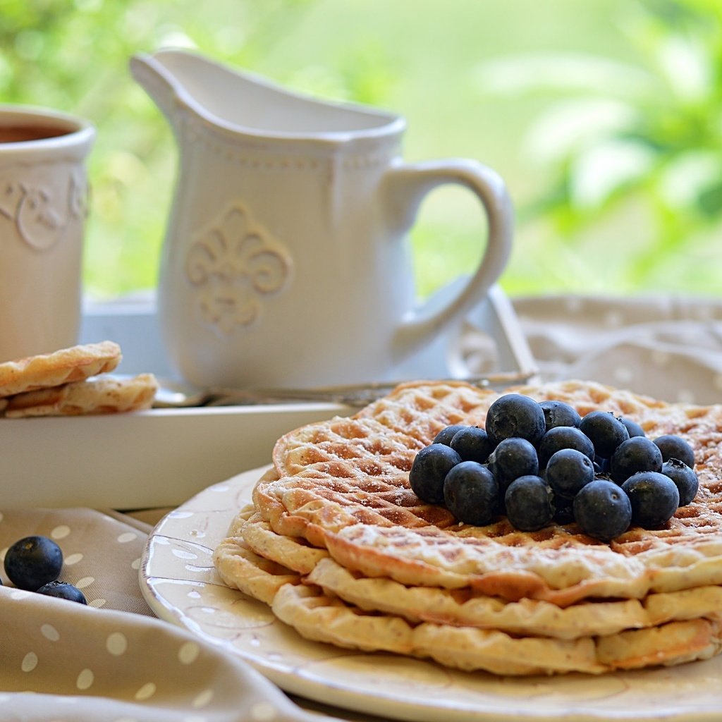 Обои кофе, ягоды, черника, завтрак, вафли, coffee, berries, blueberries, breakfast, waffles разрешение 2048x1339 Загрузить