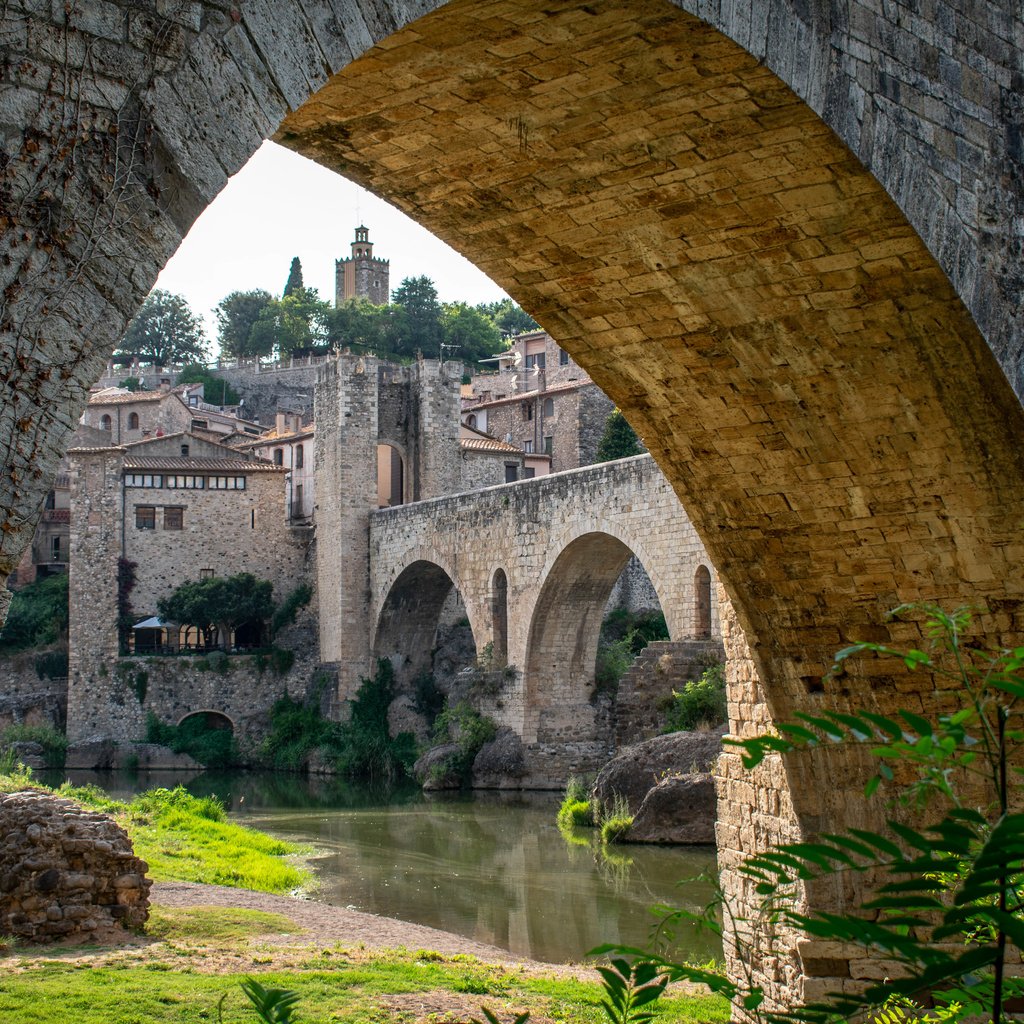 Обои besalú
catalunya, besalú
catalunya разрешение 6000x4000 Загрузить