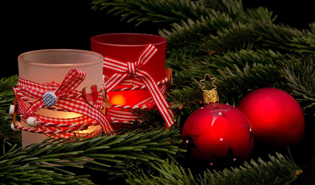 Обои свечи, новогодние украшения, новый год, декор, елка, wolfgang mücke, елочный шар, шары, украшения, хвоя, ветки, рождество, candles, christmas decorations, new year, decor, tree, balls, decoration, needles, branches, christmas разрешение 1920x1200 Загрузить