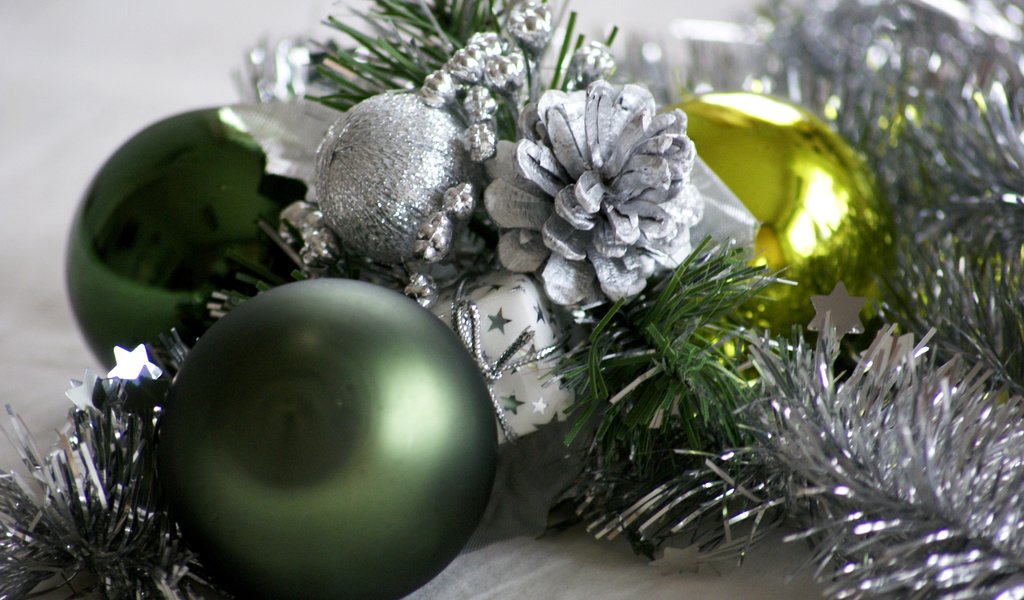 Обои новый год, шары, рождество, елочные украшения, new year, balls, christmas, christmas decorations разрешение 3840x2400 Загрузить