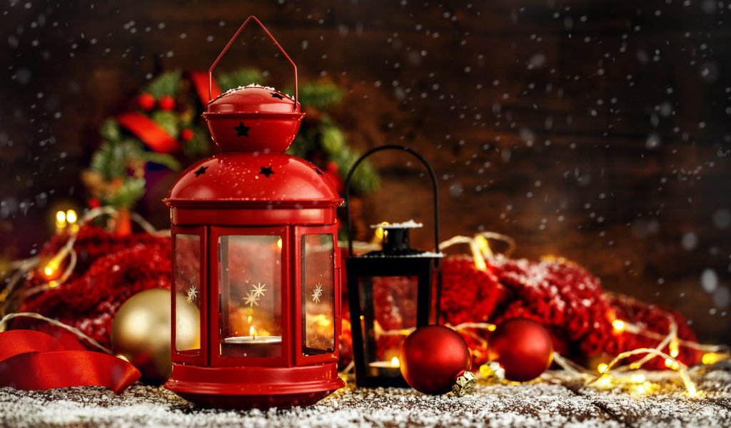 Обои новый год, рождественский фонарь, шары, украшения, подарки, фонарь, свеча, рождество, фонарики, new year, balls, decoration, gifts, lantern, candle, christmas, lanterns разрешение 1920x1200 Загрузить