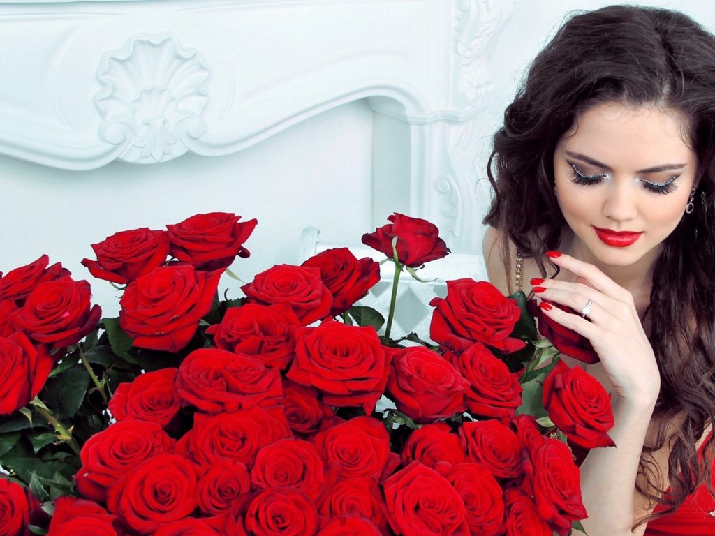 Обои девушка, поза, розы, модель, лицо, красивая, длинные волосы, girl, pose, roses, model, face, beautiful, long hair разрешение 1920x1080 Загрузить