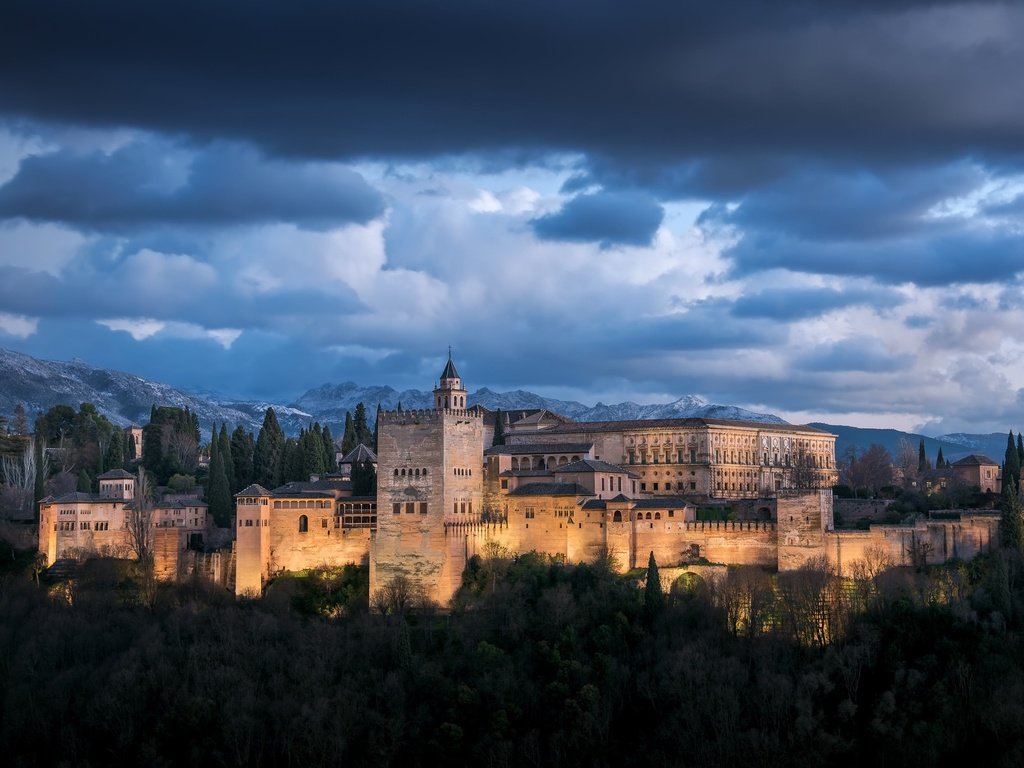 Обои небо, горы, испания, андалузия, гранада, the sky, mountains, spain, andalusia, granada разрешение 2048x1367 Загрузить