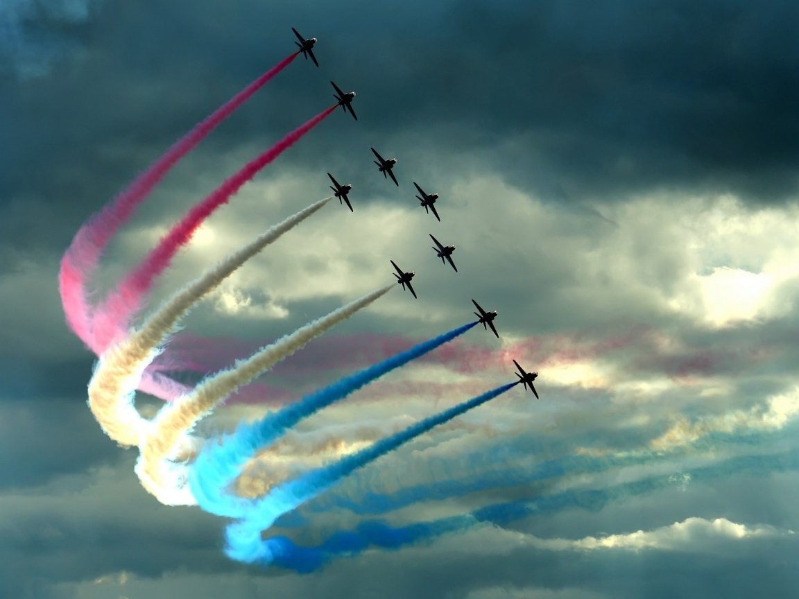 Обои облака, цвет, самолеты, истребители, шлейф, clouds, color, aircraft, fighters, train разрешение 1920x1200 Загрузить