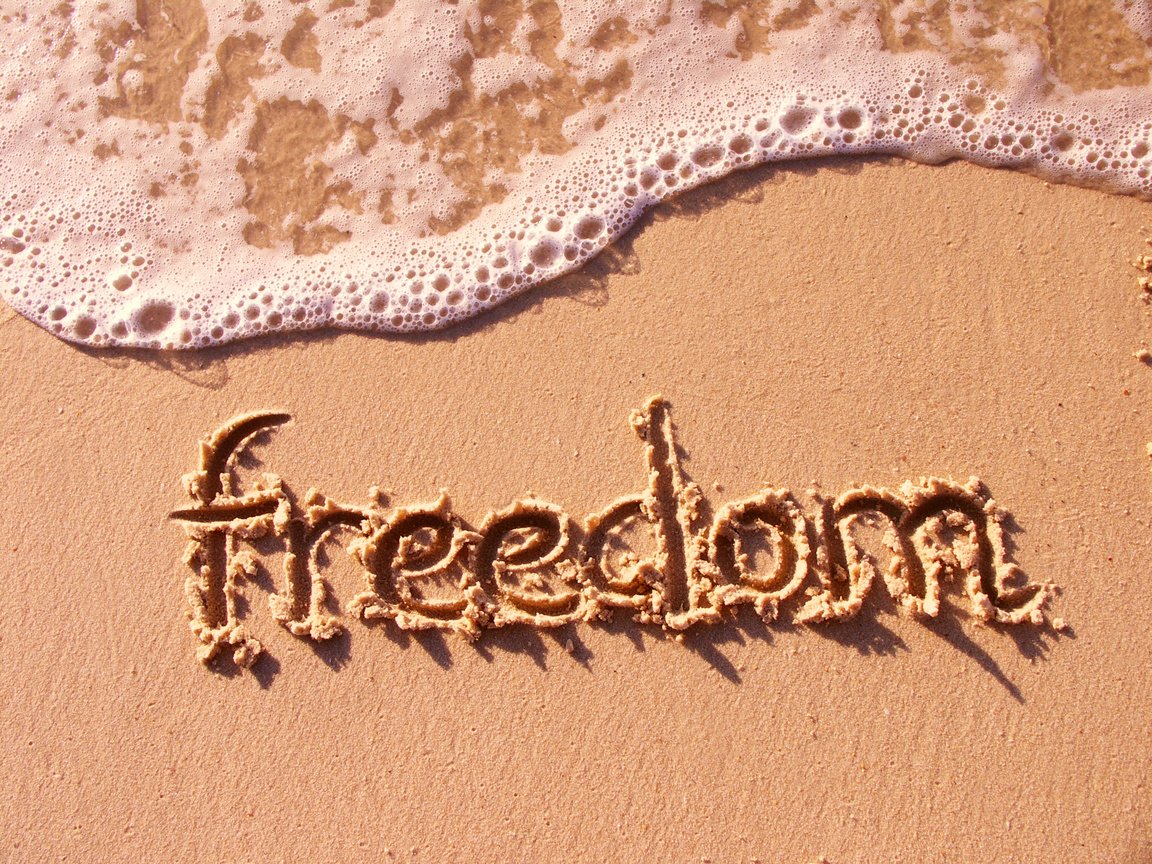 Обои настроение, море, песок, пляж, надпись, волна, свобода, mood, sea, sand, beach, the inscription, wave, freedom разрешение 3264x2448 Загрузить