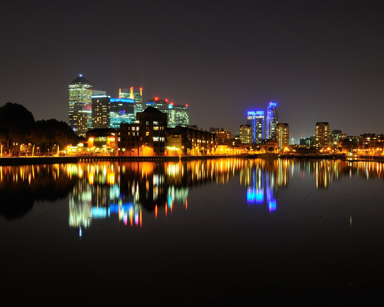 Обои ночь, огни, вода, отражение, лондон, небоскребы, night, lights, water, reflection, london, skyscrapers разрешение 2880x1800 Загрузить